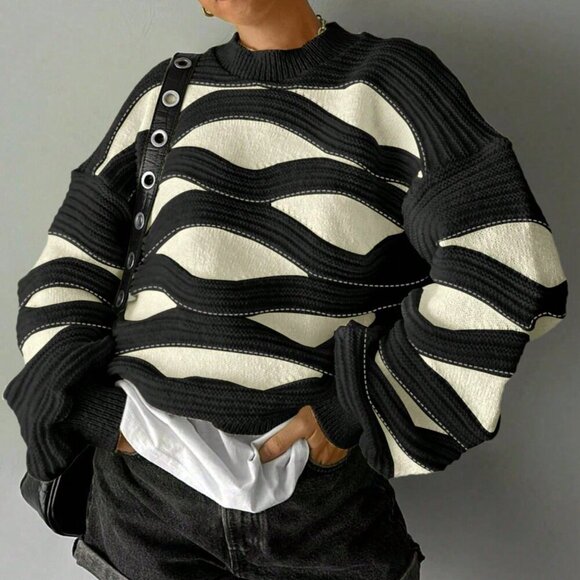 Black Casual Women's Round Neck Wave Stripe Color Long-Sleeved Knit Sweater